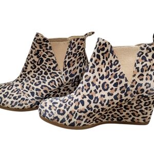 Toms Leopard Print Ankle Booties Shoes SIZE 7.5